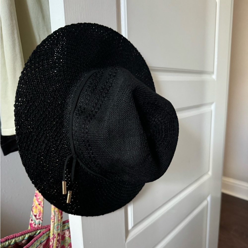HM RATTAN HAT - Picture 3 of 4